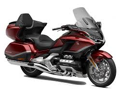 Honda Goldwing: конкуренція не спить