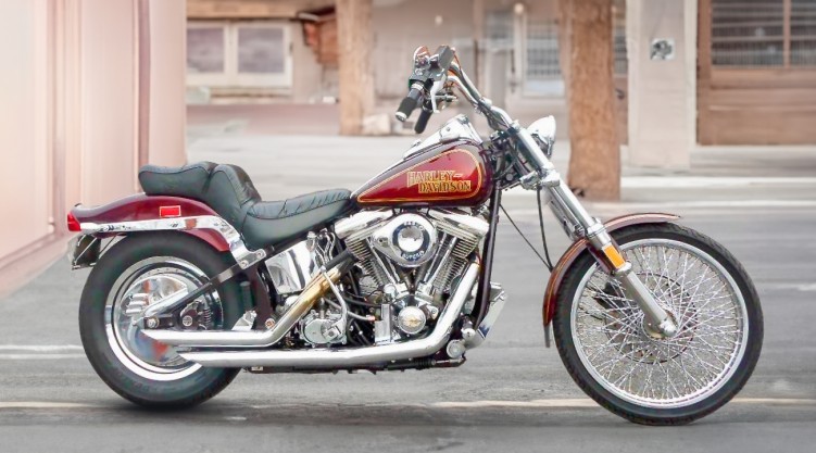 Harley-Davidson Softail FXST Evolution