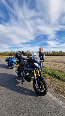 BMW S1000XR