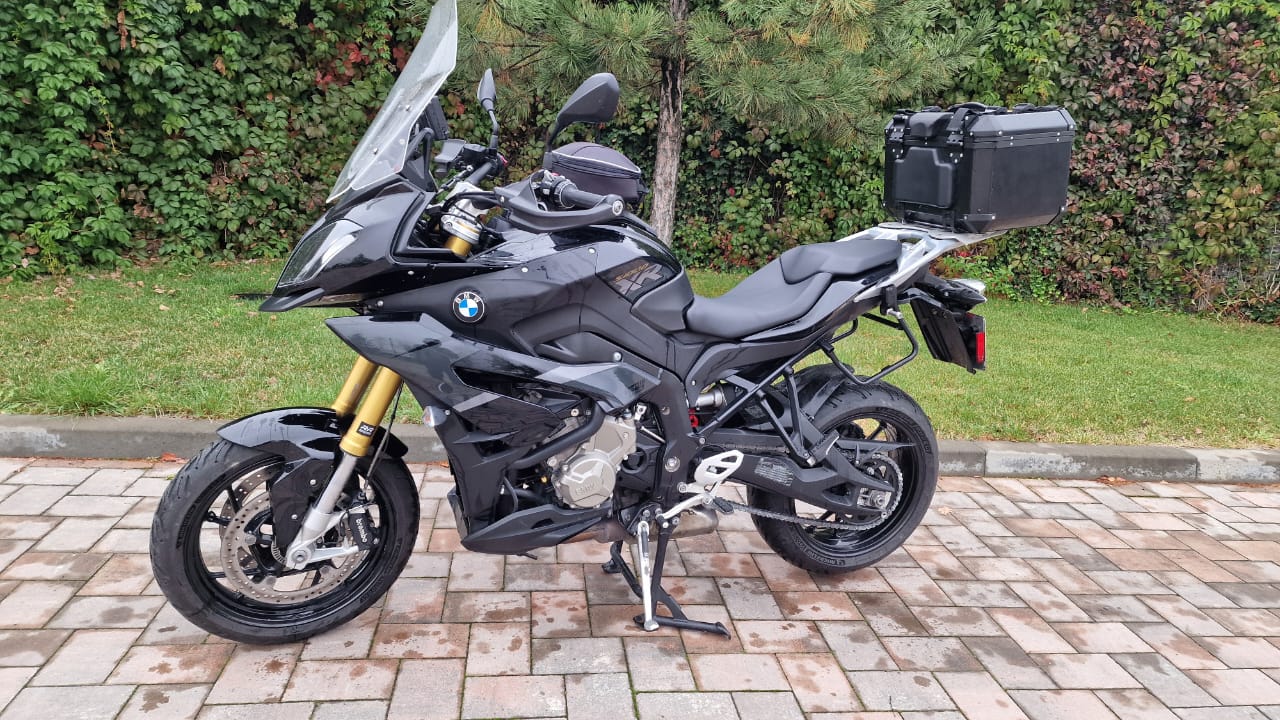 BMW S1000XR